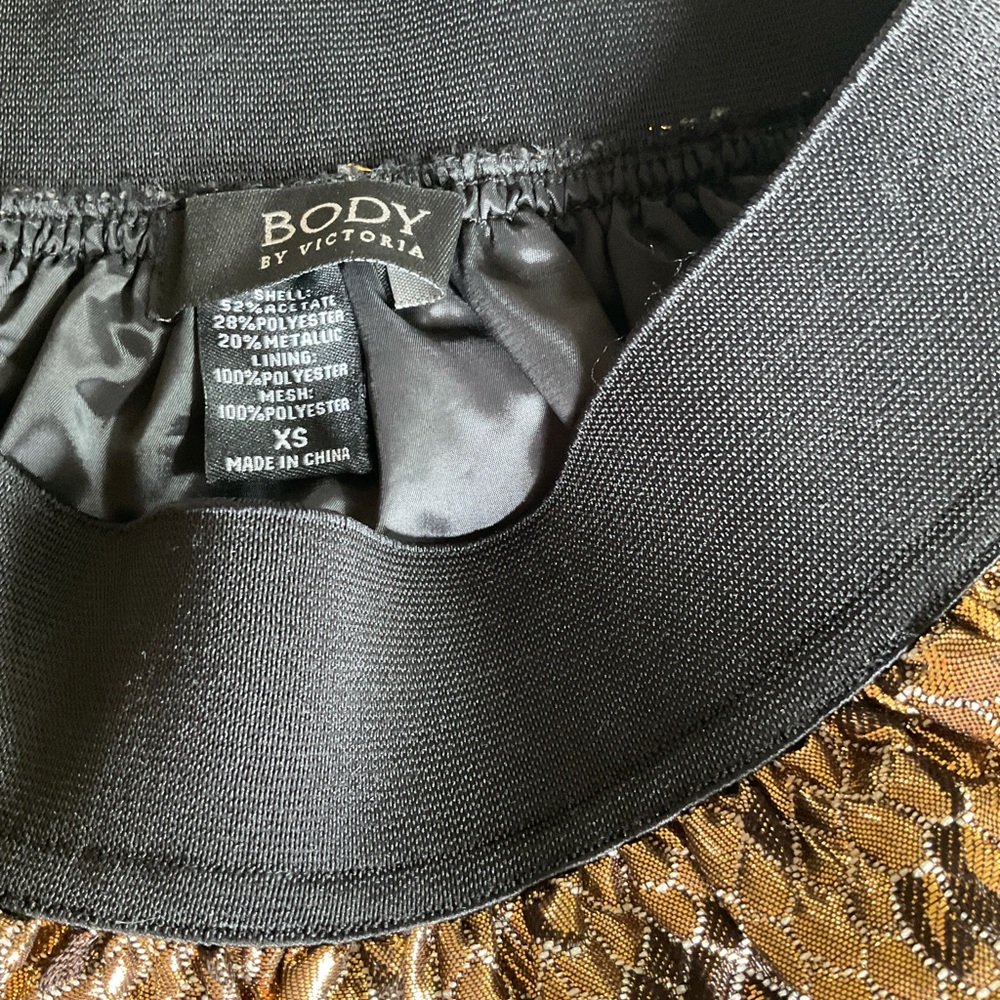 Body by Victoria metallic snakeskin print skirt XS - Picture 4 of 4